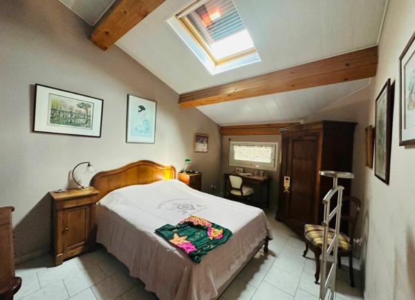 Maison à vendre    6 pièces •  Milhaud