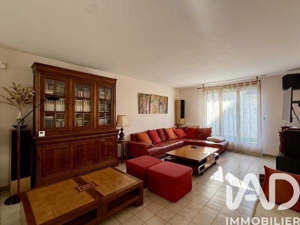 Maison à vendre 8 pièces 209 m² La Queue-en-Brie