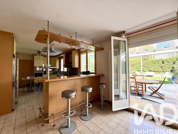 Maison à vendre 8 pièces 209 m² La Queue-en-Brie