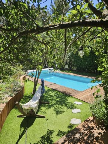 13012 / Maison / Piscine / Jardin / Garage