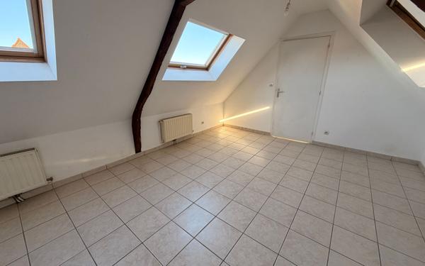 Appartement à louer    2 pièces •  Gondecourt
