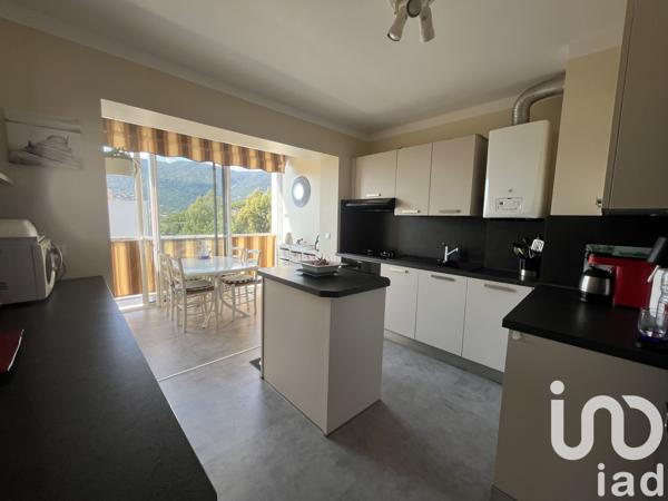 Appartement à vendre 4 pièces 95 m² Cavalaire-sur-Mer