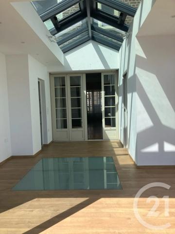 Maison à vendre  5 pièces - 198 m 2   ABBEVILLE  - 80