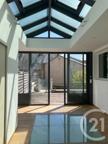 Maison à vendre  5 pièces - 198 m 2   ABBEVILLE  - 80