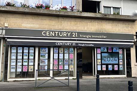 Maison à vendre  5 pièces - 198 m 2   ABBEVILLE  - 80