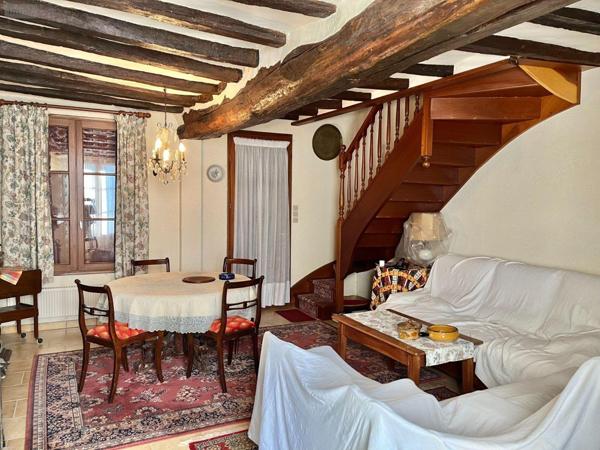 Maison à vendre à La Guierche dans la Sarthe (72380), ref : 13827/652