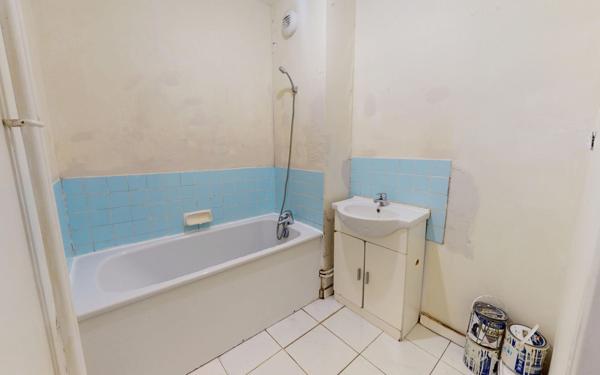 Appartement à vendre    3 pièces • 67 m2 Vaulx-en-Velin