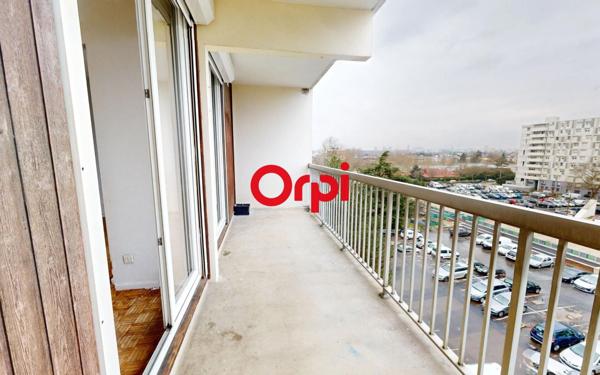 Appartement à vendre    3 pièces • 67 m2 Vaulx-en-Velin