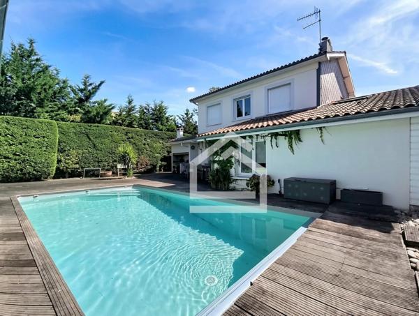 Maison 5 pièce(s) 4 chambre(s) 150 m²
