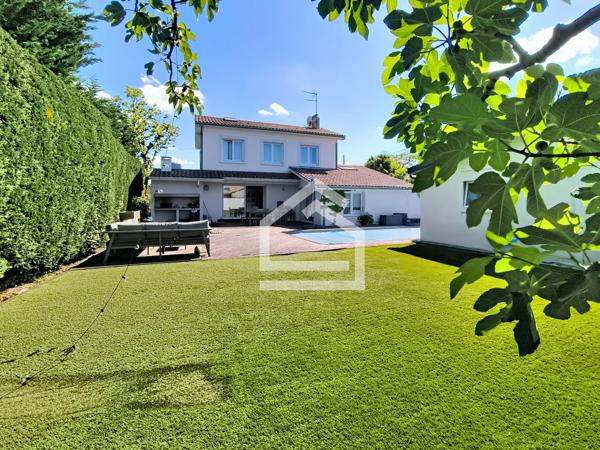 Maison 5 pièce(s) 4 chambre(s) 150 m²