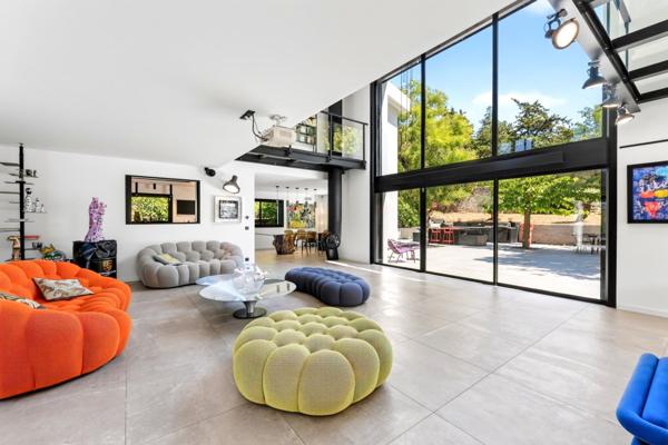 Vente Maison de luxe Marseille 12 6 Pièces 350 m²