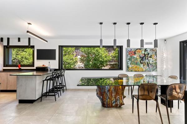 Vente Maison de luxe Marseille 12 6 Pièces 350 m²