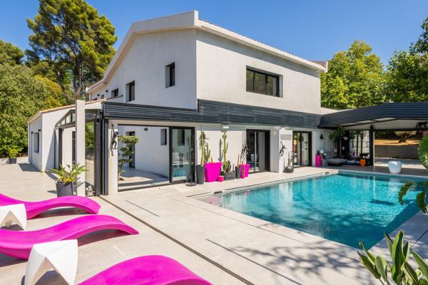 Vente Maison de luxe Marseille 12 6 Pièces 350 m²