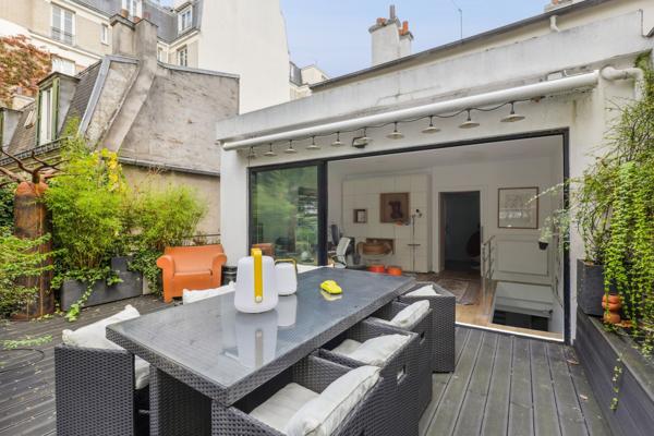 Vente Maison de luxe Paris 18 6 Pièces 177 m²