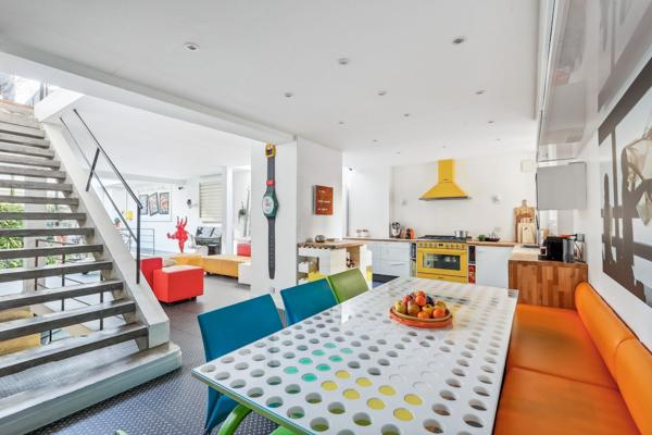 Vente Maison de luxe Paris 18 6 Pièces 177 m²
