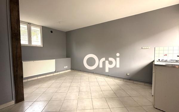 Maison à louer    2 pièces •  Vauxbuin