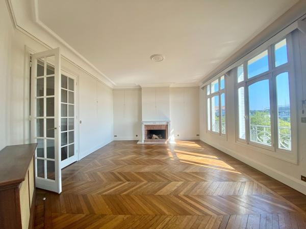 Vente Appartement de luxe La Madeleine 7 Pièces 225 m²