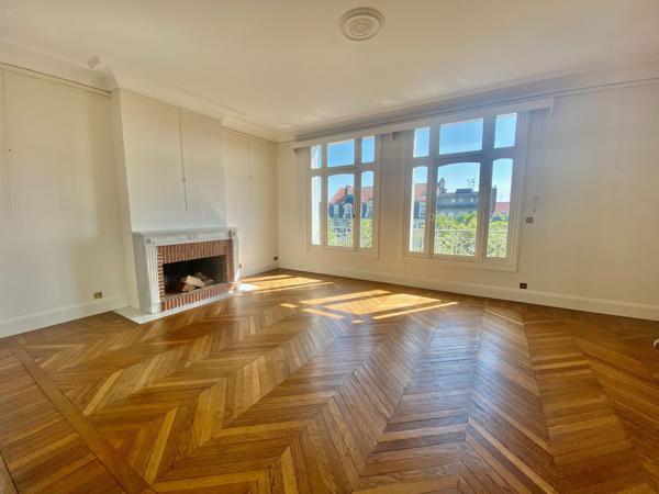 Vente Appartement de luxe La Madeleine 7 Pièces 225 m²