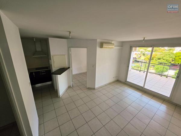 A vendre un appartement T2 de 45m2 dans la résidence Les Flamboyant Saint-Denis ville REUNION