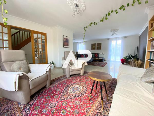 Maison Soisy Sous Montmorency 7 pièce(s) 184 m2 €825 000 ** - Référence 994