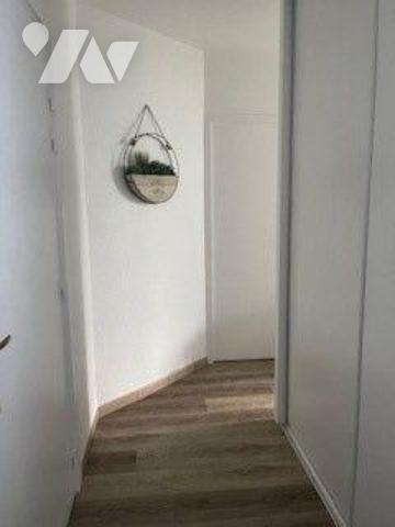 Appartement à Vendre à Coutras (33230) en Gironde (33) de type 2, 41,87 m² hab, dans une réside...