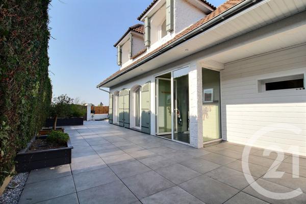 Maison à vendre  5 pièces - 128 m2 PESSAC - 33