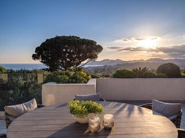 Vente Maison contemporaine Le Cannet 7 Pièces 398 m²