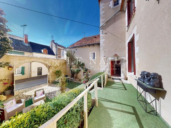 Confortable hôtel particulier avec 3 gîtes dans le quartier historique d'Issoudun (Indre)
