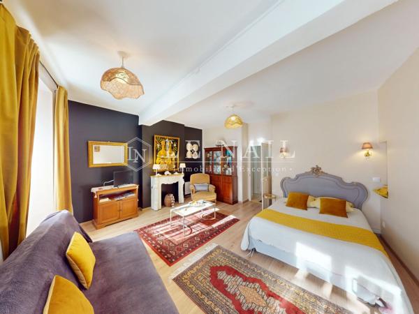 Confortable hôtel particulier avec 3 gîtes dans le quartier historique d'Issoudun (Indre)