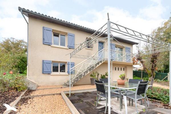 Maison à vendre |  Saint-Just-le-Martel |  6 pièces | 99,8 m²