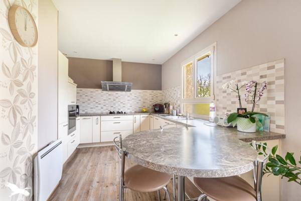 Maison à vendre |  Saint-Just-le-Martel |  6 pièces | 99,8 m²