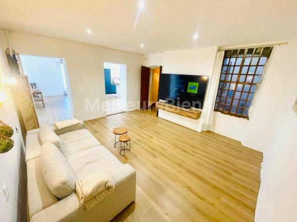 Vaste maison de village T5 202m²+ garage à Thuir