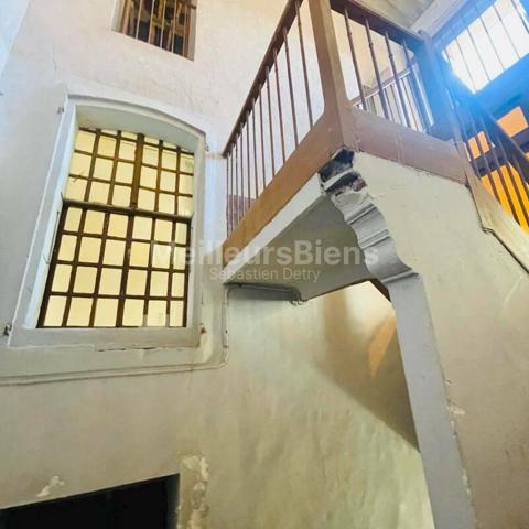 Vaste maison de village T5 202m²+ garage à Thuir