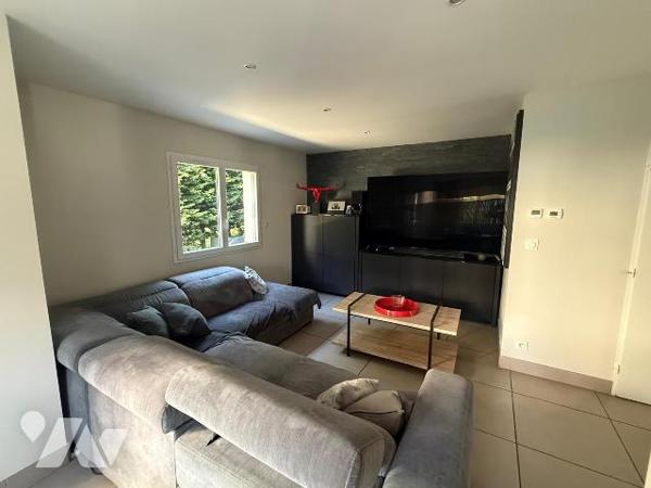 Maison jumelée 5 pièces – 107 m² – Saint-Genis-Pouilly