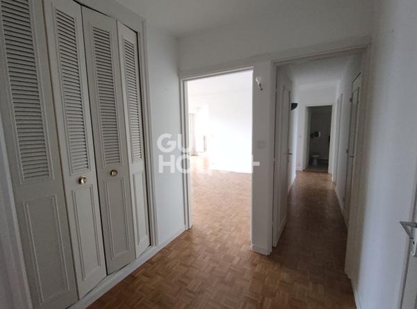 4 PIECES 2 CHAMBRES 82m2