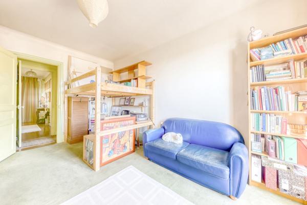 Issy-les-Moulineaux (92130) Appartement familial de 6/7 pièces au calme