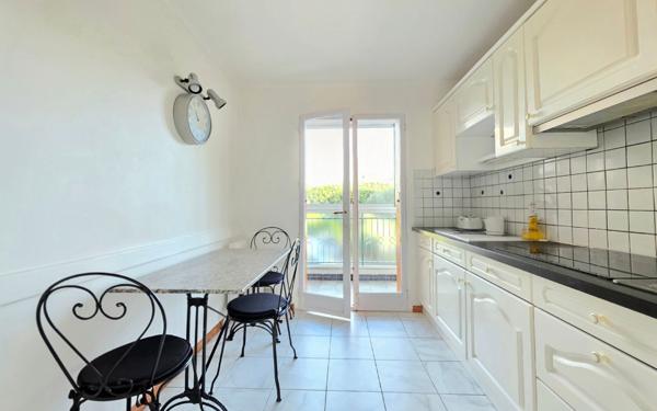 Appartement à vendre    3 pièces • 68,78 m2 Sanary-sur-Mer