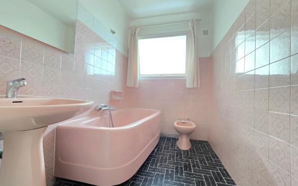 Appartement à vendre    3 pièces • 68,78 m2 Sanary-sur-Mer