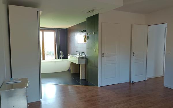 Maison à vendre    4 pièces •  Meynes