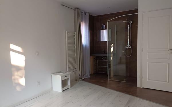 Maison à vendre    4 pièces •  Meynes