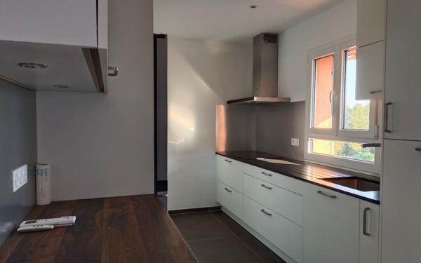 Maison à vendre    4 pièces •  Meynes