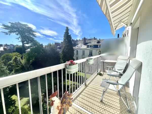 Dernier étage duplex T4 Guist’hau Aristide Briand terrasse et box