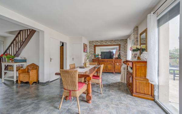 Maison à vendre    7 pièces • 137,82 m2 Crosne