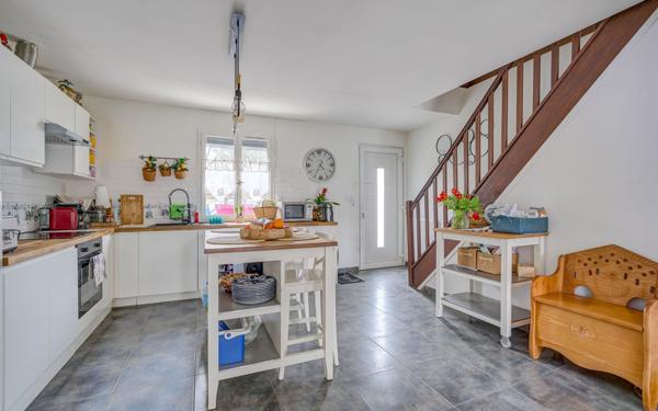 Maison à vendre    7 pièces • 137,82 m2 Crosne