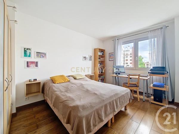 Appartement F4 à vendre  4 pièces - 73,53 m2 BOURG LA REINE - 92