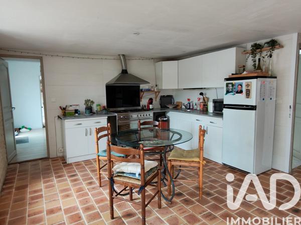 Maison à vendre 5 pièces 220 m² Châlus