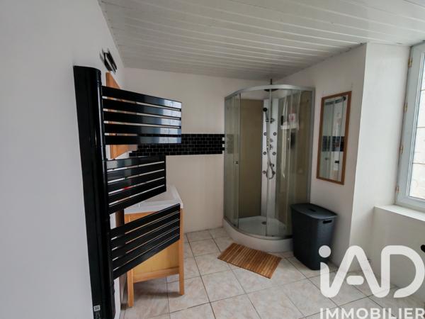 Maison à vendre 5 pièces 220 m² Châlus