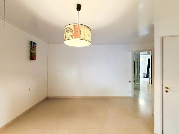 Gardanne (13120) - Propriété 293 m² avec dépendances et piscine sur une parcelle de 10 000 m² .