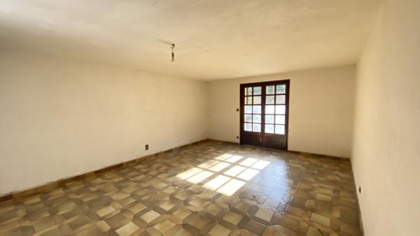 Saint-Just-Saint-Rambert (42170) Maison d'habitation de 110m2 sur 1705m2 de terrain