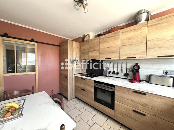 Maison 7 pièces - 155 m² Exclusivité efficity